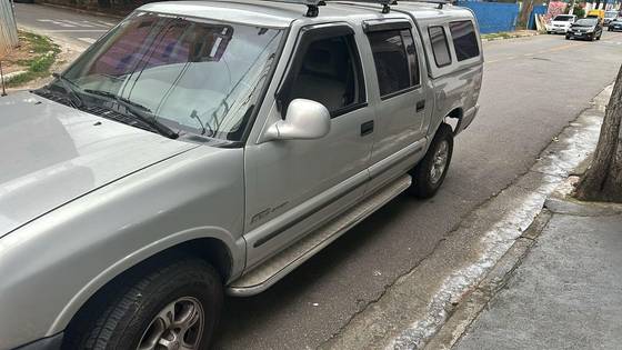 CHEVROLET S10 2.5 DLX 4X4 CD 8V TURBO DIESEL 4P MANUAL